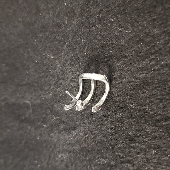 3 layer curved earrings with rhinestones - Picture 4 of 4